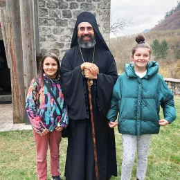 Епископ Методије на Лазареву суботу служио Литургију у манастиру Добриловина