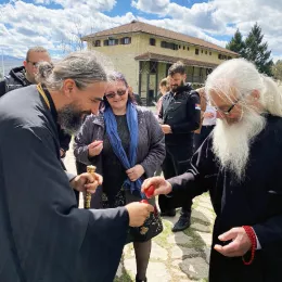 Света Архијерејска Литургија на Васкрсни понедјељак у Ђурђевим Ступовима