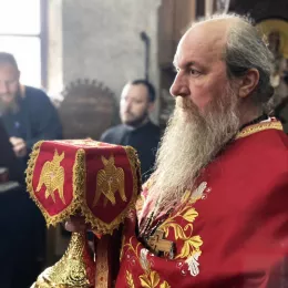Епископ Методије на Велики четвртак служио Литургију у манастиру Ђурђеви Ступови