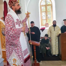 Владика Методије на Велику суботу служио Литургију у Кочанима код Никшића
