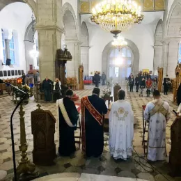 Пасхална вечерња служба у никшићком Саборном храму