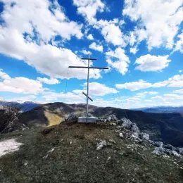 У Пиви постављено крсно знамење 