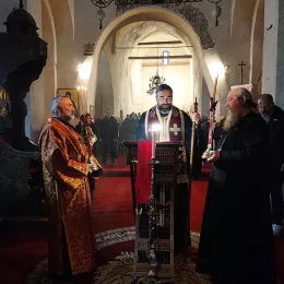 Царски часови у Ђурђевим Ступовима