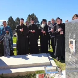 Четрдесетодневни помен блаженог спомена протојереју-ставрофору Драгану Ристићу