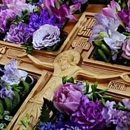 Крстопоклона недеља