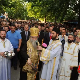 Свечана Литија прошла кроз Никшић