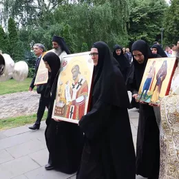 У храму Светог Саве у Београду литургијски прослављени новопроглашени косовско-метохијски мученици