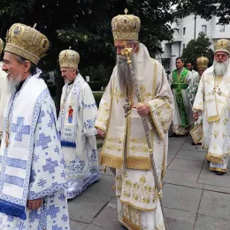 У храму Светог Саве у Београду литургијски прослављени новопроглашени косовско-метохијски мученици