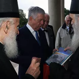 Патријарх и архијереји код престолонаследника Александра