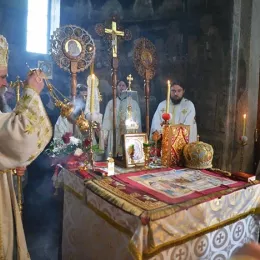 Прослављен празник Светог Георгија, храмовна слава манастира Ђурђеви Ступови