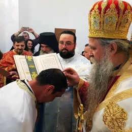 Освештан новосаграђени храм Светих Козме и Дамјана у Биочама код Берана