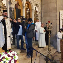 Молебан за Владику Јоаникија и свештенство