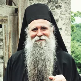 Епископ Јоаникије у манастиру Добриловини