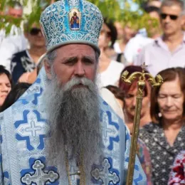 О. Данило Љуботина: Ко ће тјешити владику Јоаникија