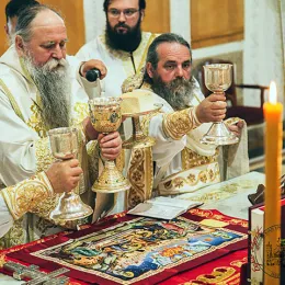 Владика Јоаникије рукоположио ђакона Крста Станишића у свештенички чин