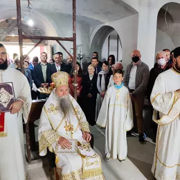 Владика Јоаникије служио помен невиним муринским жртвама