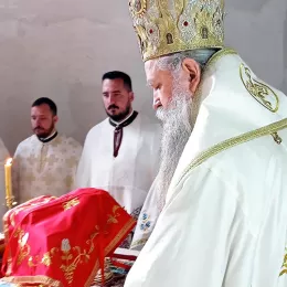 Владика Јоаникије служио помен невиним муринским жртвама