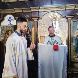 Литургија у цркви Светих апостола Петра и Павла 