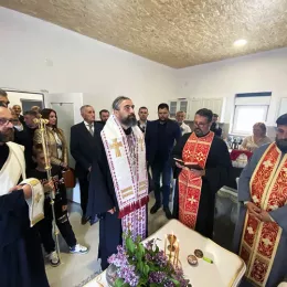 Епископ Методије богослужио у цркви Светог Ђорђа на Валу у Враћеновићима