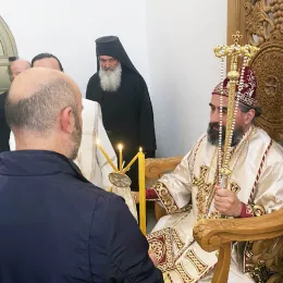 Света Архијерејска Литургија у Његњеву