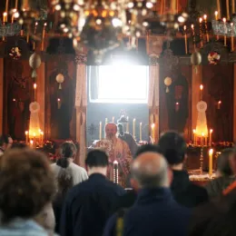 Посјета светињама Косова и Метохије: „Свијећа која не сагоријева“