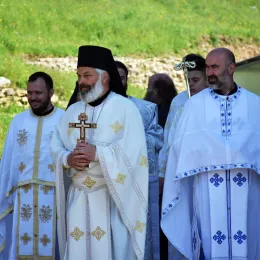 На Ђурђевдан Епископ Методије богослужио у манастиру Ђурђеви Ступови