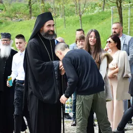 На Ђурђевдан Епископ Методије богослужио у манастиру Ђурђеви Ступови