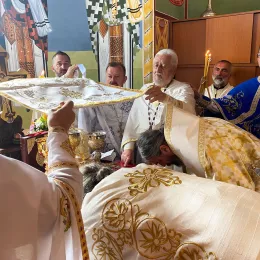 Архијерејска Литургија и дочек моштију светог Владике Николаја Велимировића у Његњеву