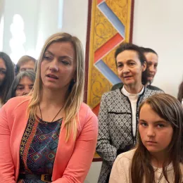 Архијерејска Литургија и дочек моштију светог Владике Николаја Велимировића у Његњеву