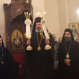 Свечани дочек моштију Светог Владике Николаја Велимировића и Епископа Исихија