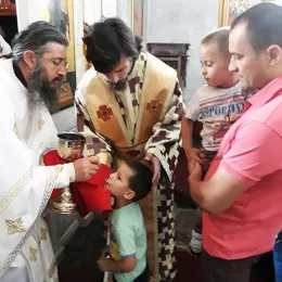 Литургија у Ђурђевим Ступовима на празник Светих Вртоломеја и Варнаве