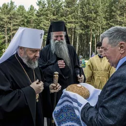 Света Архијерејска Литургија у Прокопјевску у Русији