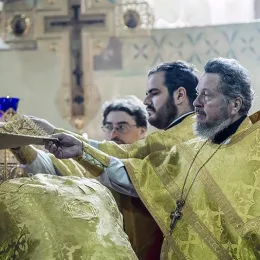 Света Архијерејска Литургија у Прокопјевску у Русији