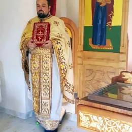 Литургија у храму Светог архангела Михаила у Ријеци Марсенића