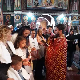 Саборно крштење у Мојковцу