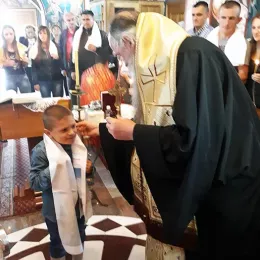 Саборно крштење у Мојковцу