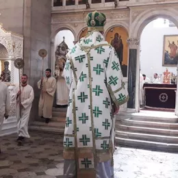 Епископ Јоаникије на Духовски уторак служио Литургију у никшићком Саборном храму