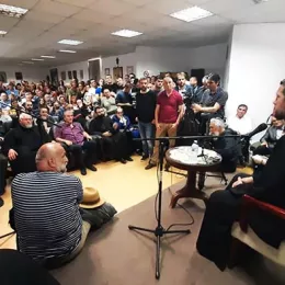 Отац Гојко Перовић у Никшићу