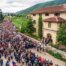 Свенародна литија одржана у Беранама (ВИДЕО)