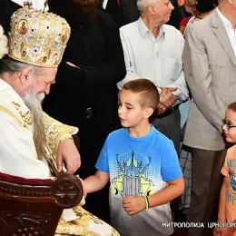 Митрополит Јоаникије на 22. годишњицу епископске хиротоније дочекан у Цетињском манастиру