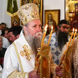 Митрополит Јоаникије на 22. годишњицу епископске хиротоније дочекан у Цетињском манастиру