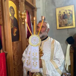 Епископ Методије на Духовски понедељак богослужио у селу Полица код Берана
