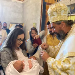 Епископ Методије на Тројичиндан богослужио у манастиру Мајсторовина