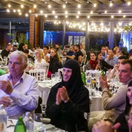 Донаторско вече