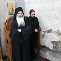 Бденије уочи празника Иконе Пресвете Богородице Тројеручице