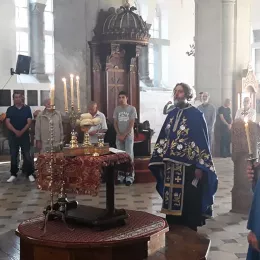 Празнично бденије уочи празника Тихвинске иконе Пресвете Богородице