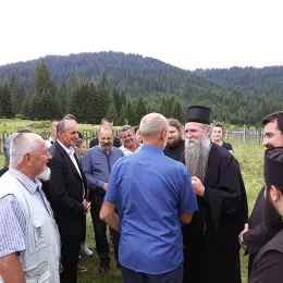 Епископ Јоаникије посјетио село Барице код Бијелог Поља