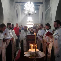 Света Тајна јелеосвећења у манастиру Ђурђеви Ступови