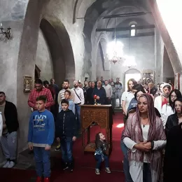 У пету недјељу по Духовима Литургија служена у Ђурђевим Ступовима