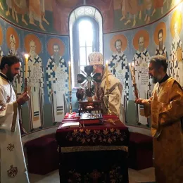 Епископ Јоаникије служио Литургију у манастиру Шудикова